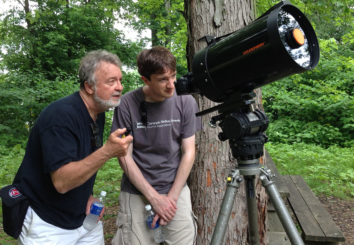 1-Glenn_John_2000mm.jpg